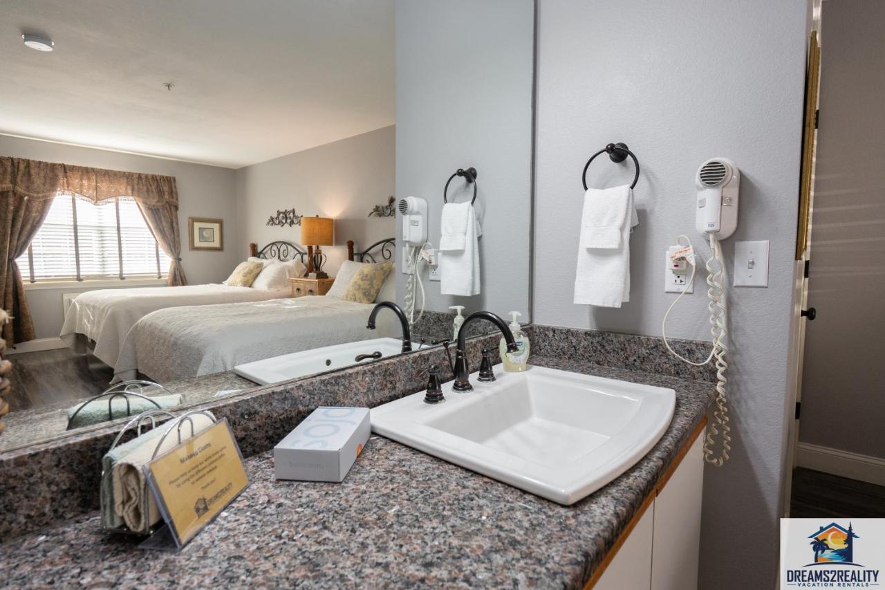בראנסון 2Br Walk-In Condo - Near The 76 Strip - Pool - Free Tickets Included - Cla-8 מראה חיצוני תמונה